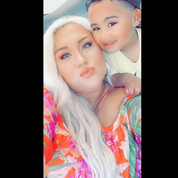 Meet your Posher, Lindsey - Picture 1 of 1